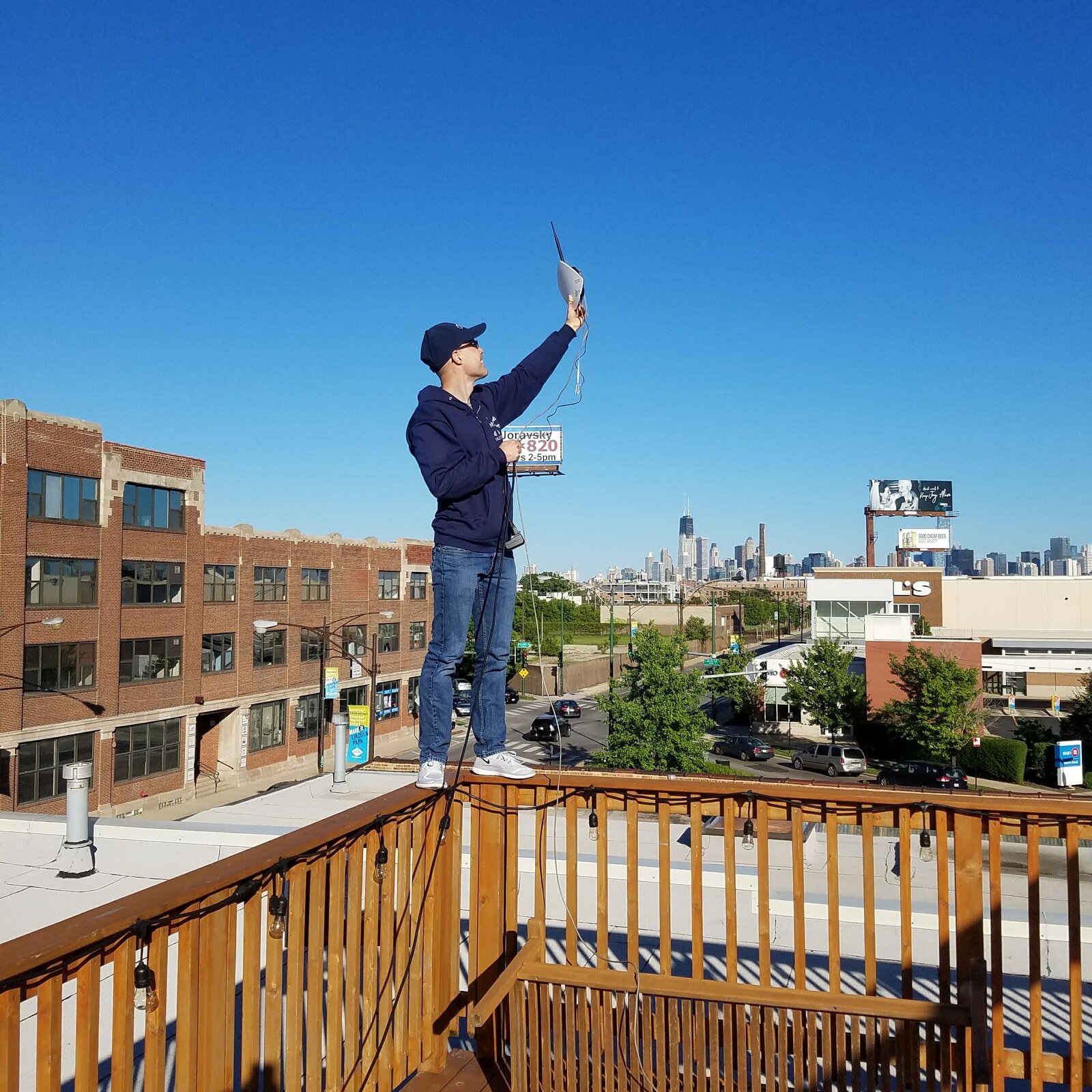 A Balloon’s Journey: Testing Distance Capabilities of a LoRa Gateway and Tranceiver