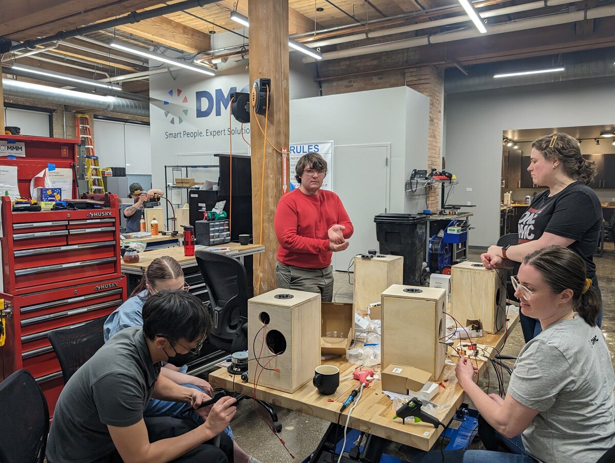 Assembling audio speakers