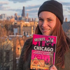 jessica-mlinaric-secret-chicago-book